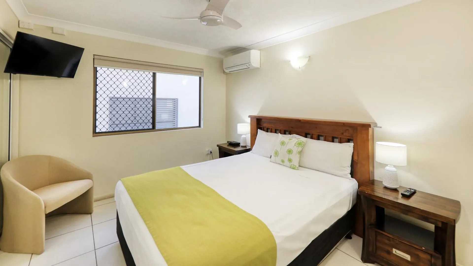 L'Amor Holiday Apartments Yeppoon 3*,  Australia