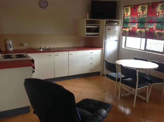 L'Amor Holiday Apartments Yeppoon Aparthotel